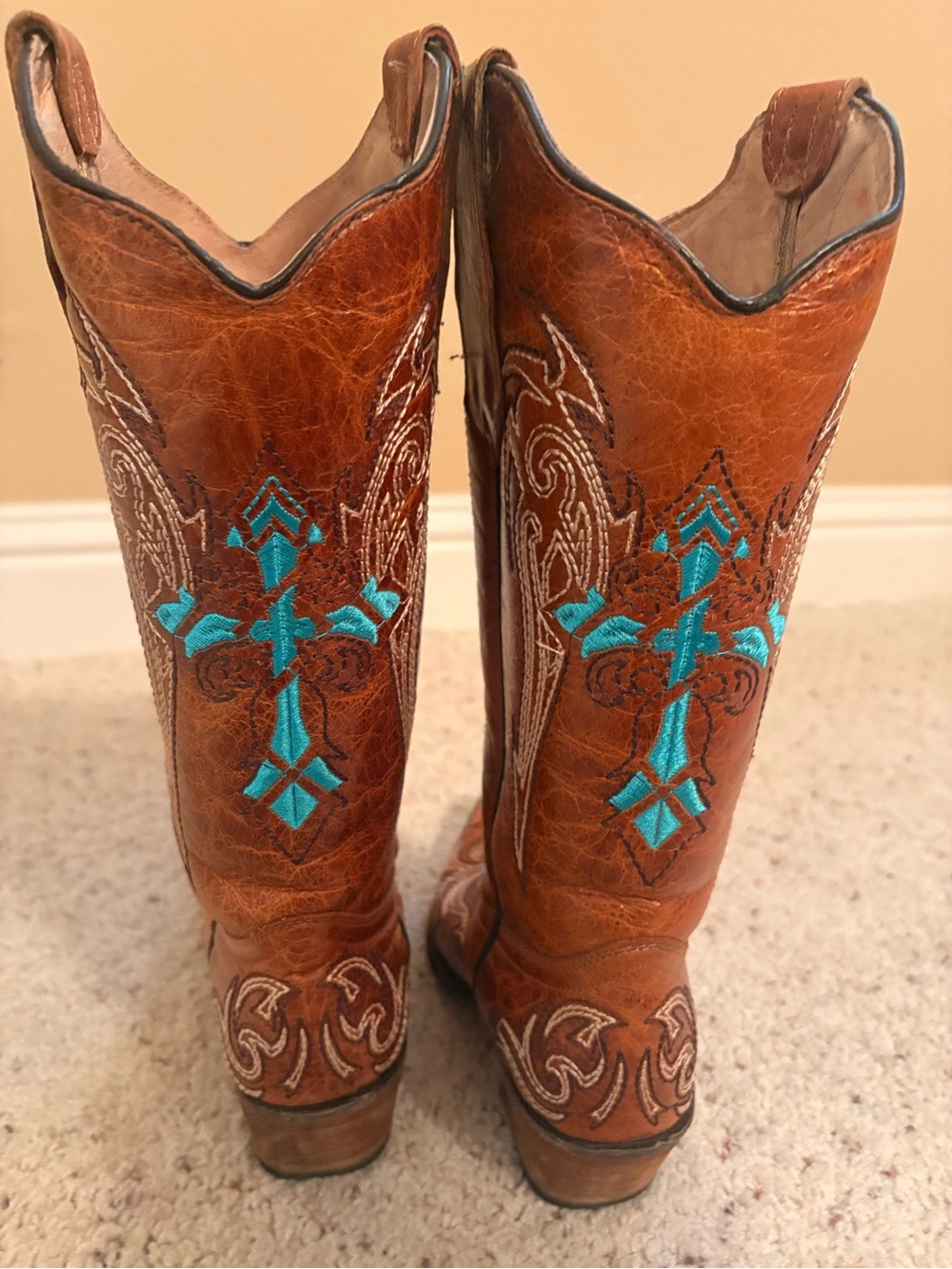 Circle G size 6 1/2  Turquoise Cross Embroidered Brown Leather Cowboy Boots. S - Picture 3 of 7